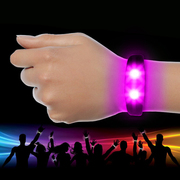 Promotional Silicon Wristbands at Wholesale Price